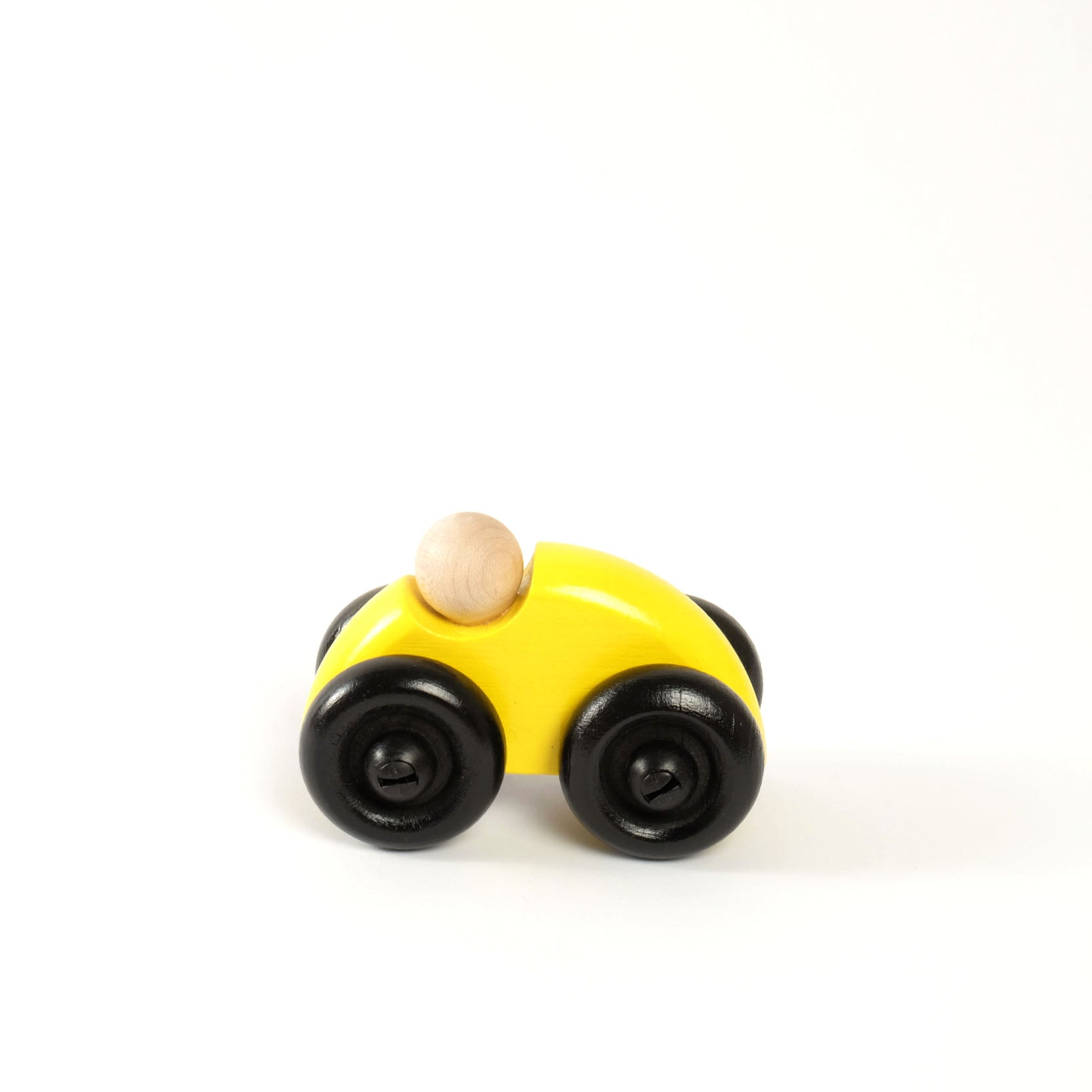 Holzauto gelb und klein