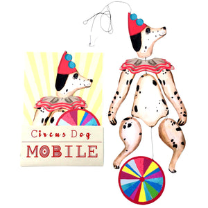 Mobilé Zirkustier Hund